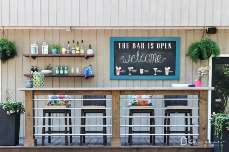 If you have ever wondered how to make a chalkboard to enjoy outside, you are in luck! This tutorial will show you exactly how to make a cute and durable DIY outdoor chalkboard!