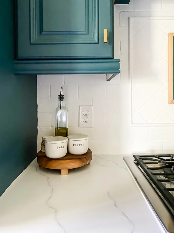 marble painted kitchen countertops after caulking by Tasha Agruso of Gadgetronicx