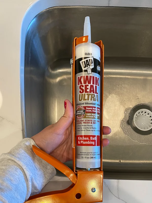 DAP Kwik Seal Ultra caulk by Tasha Agruso of Gadgetronicx